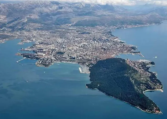 Modern And Practical In The Heart Of Apartament *